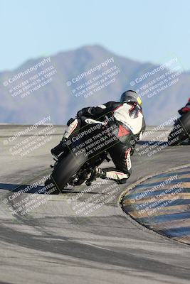 media/Jan-10-2026-Race Pace (Sat) [[3e4fee349c]]/2-Verified/Session 4 (Turn 12 Backside)/